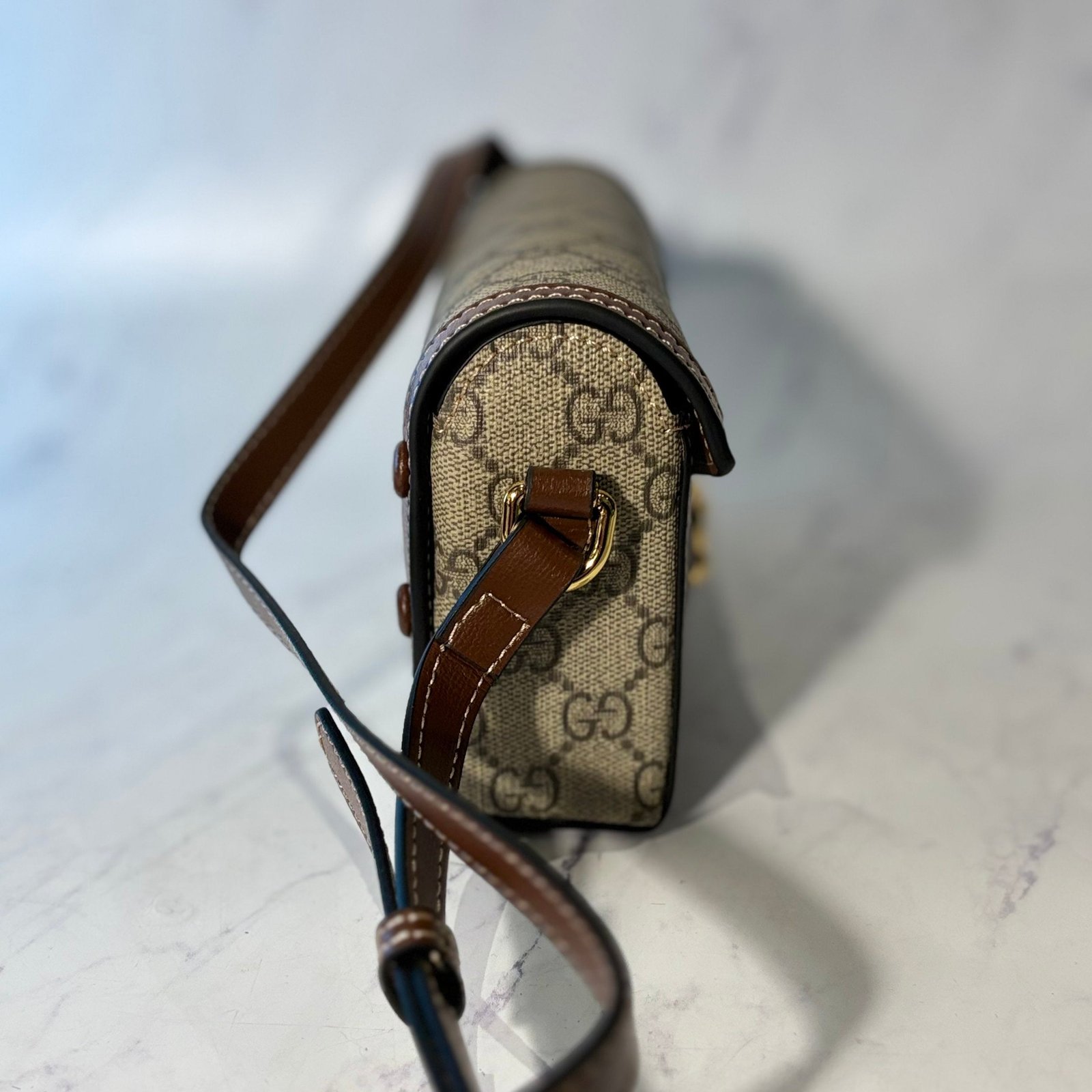 GUCCI HANDBAG HORSEBIT 1955 - Image 9