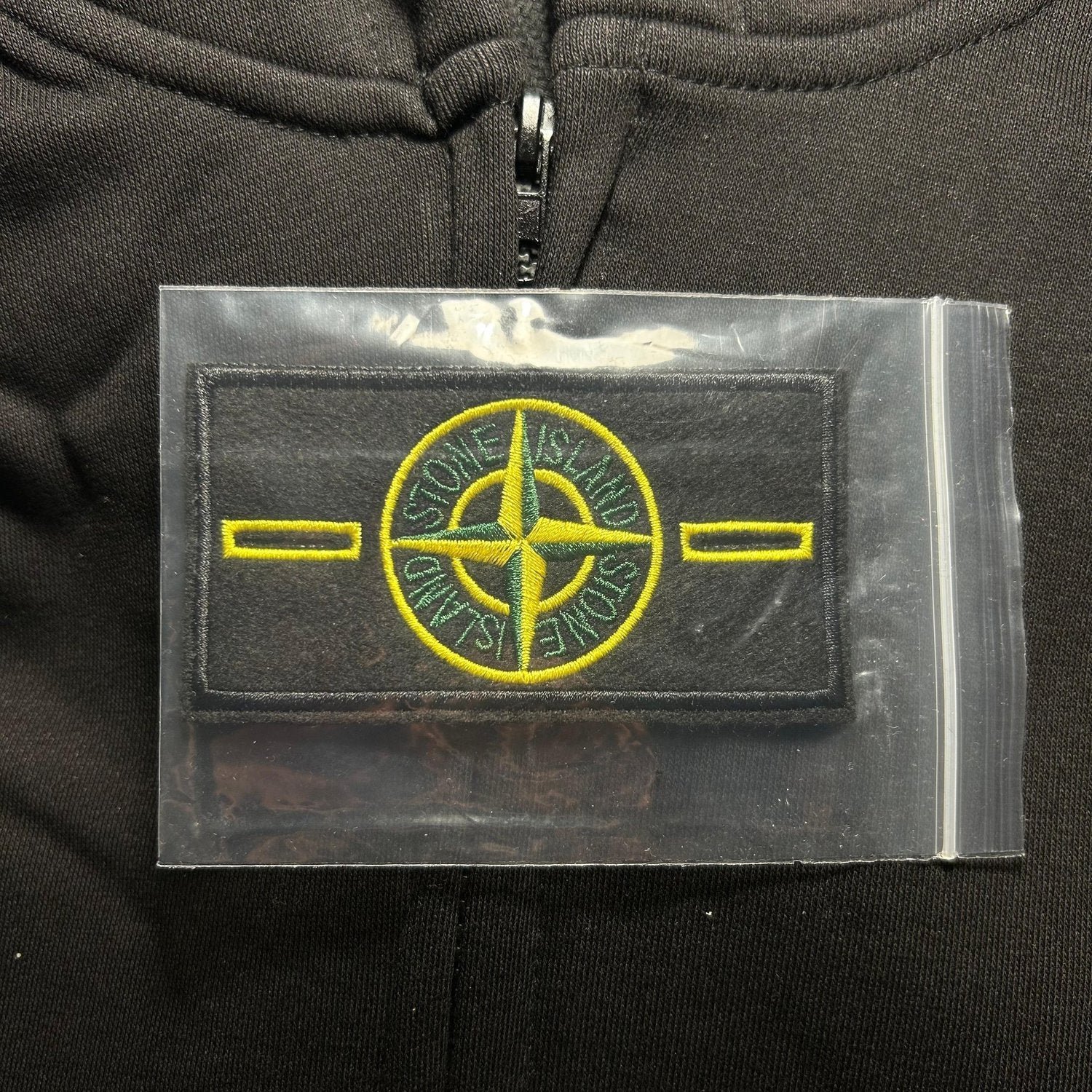 STONE ISLAND ZIP UP HOODIE (SIZE M-XL) - Image 6