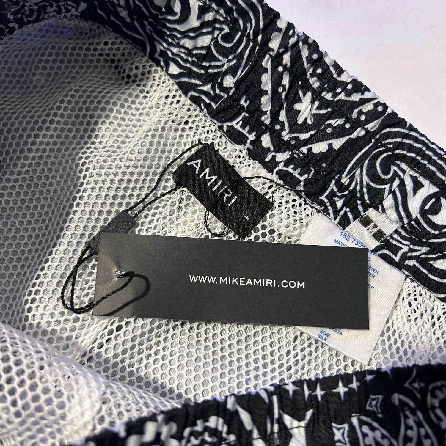 AMIRI BANDANA SHORTS (SIZE M-XL) - Image 4