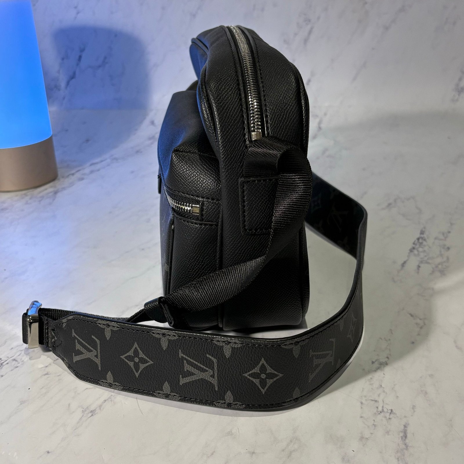LV OUTDOOR BUM BAG - Image 4