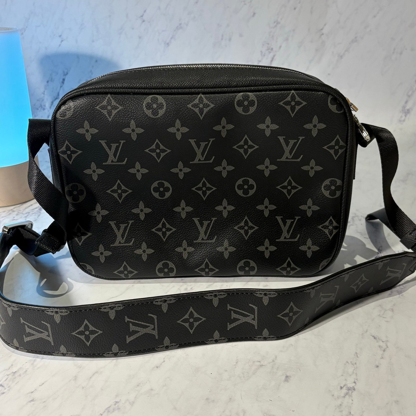 LV OUTDOOR BUM BAG - Image 7