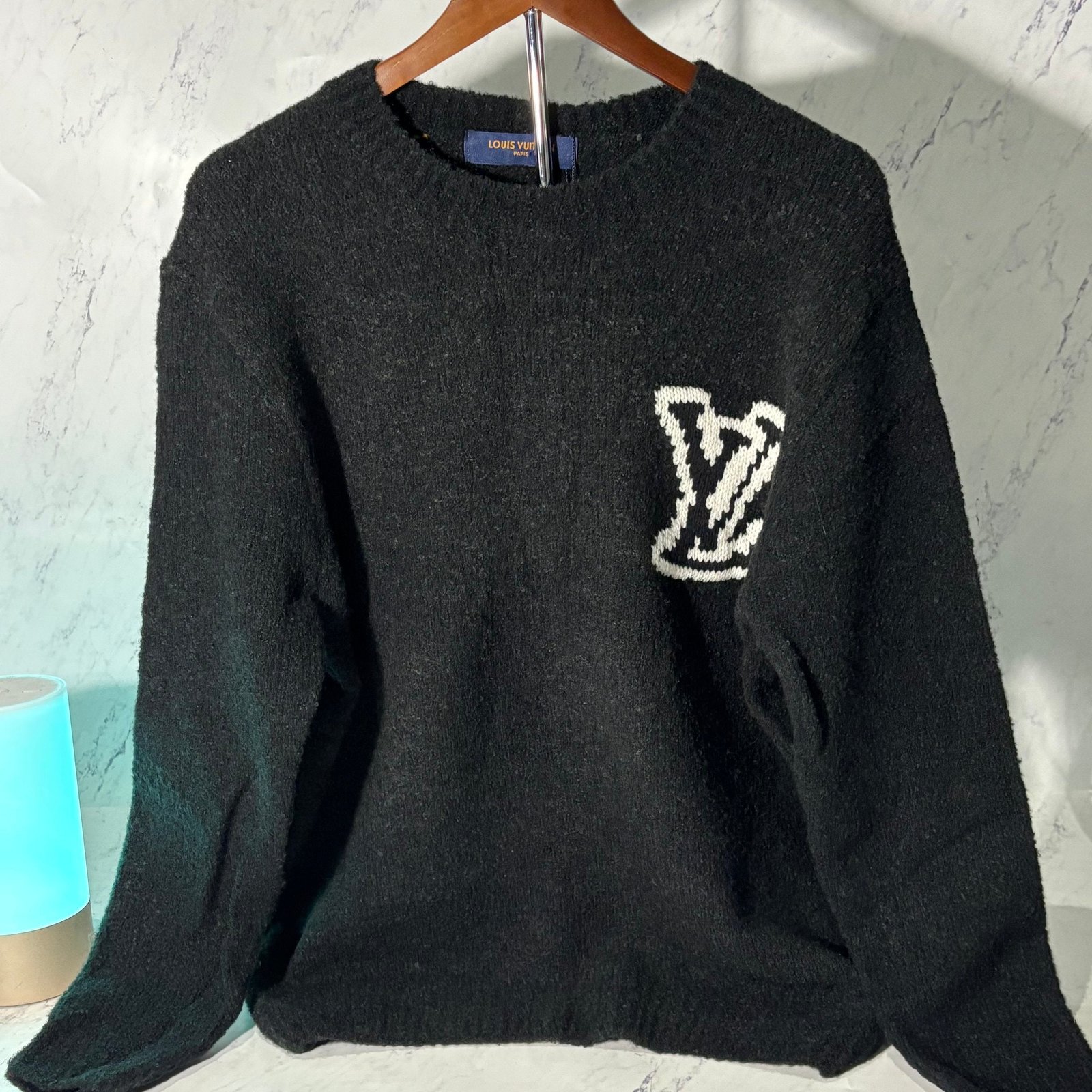 LV LOGO SWEATER (SIZE XS-XL) - Image 3
