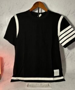 THOM BROWNE T-SHIRT (SIZE M-XL)