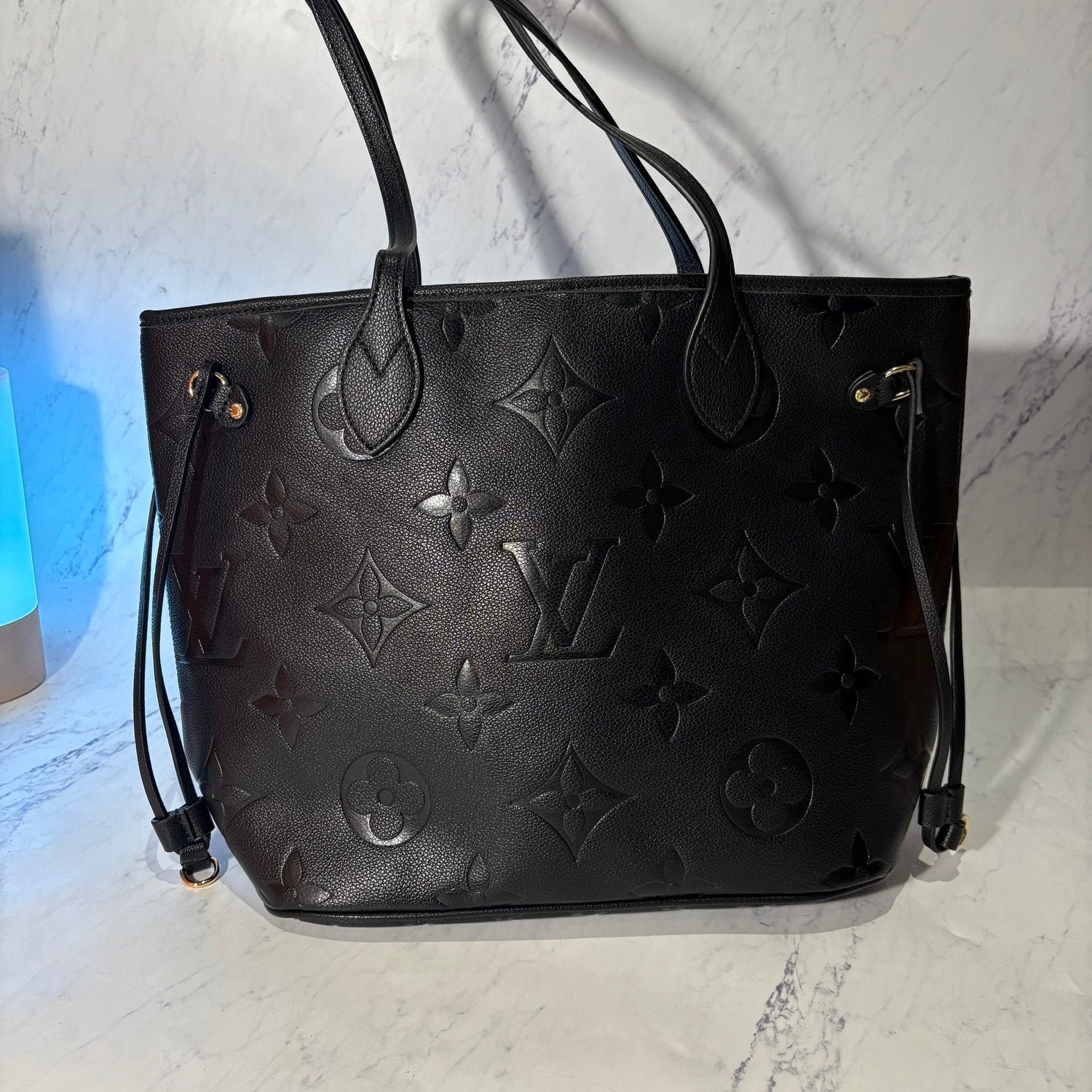 LV TOTE BAG SHADOW MONOGRAM - Image 3