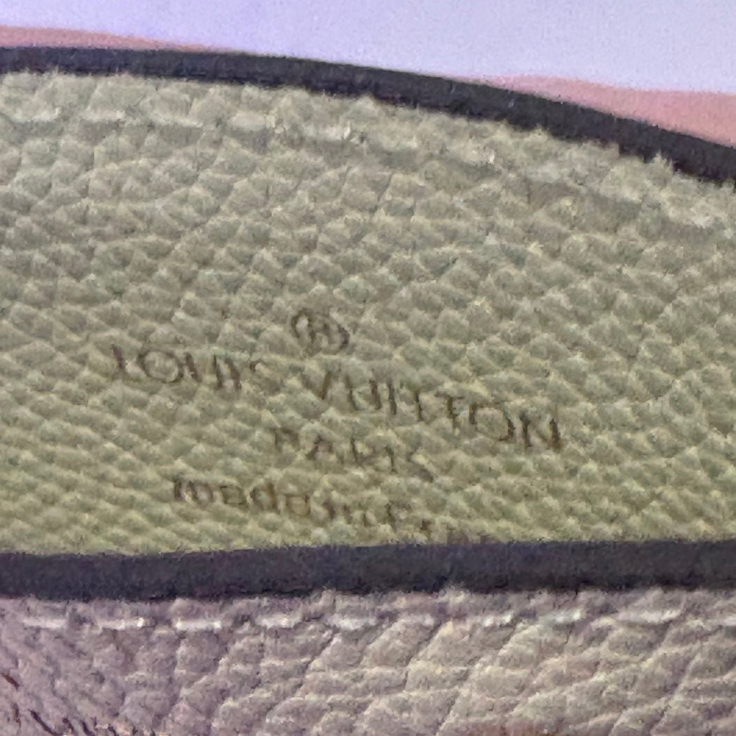 LV CARD HOLDERS (16 VARIANTS) - Image 39