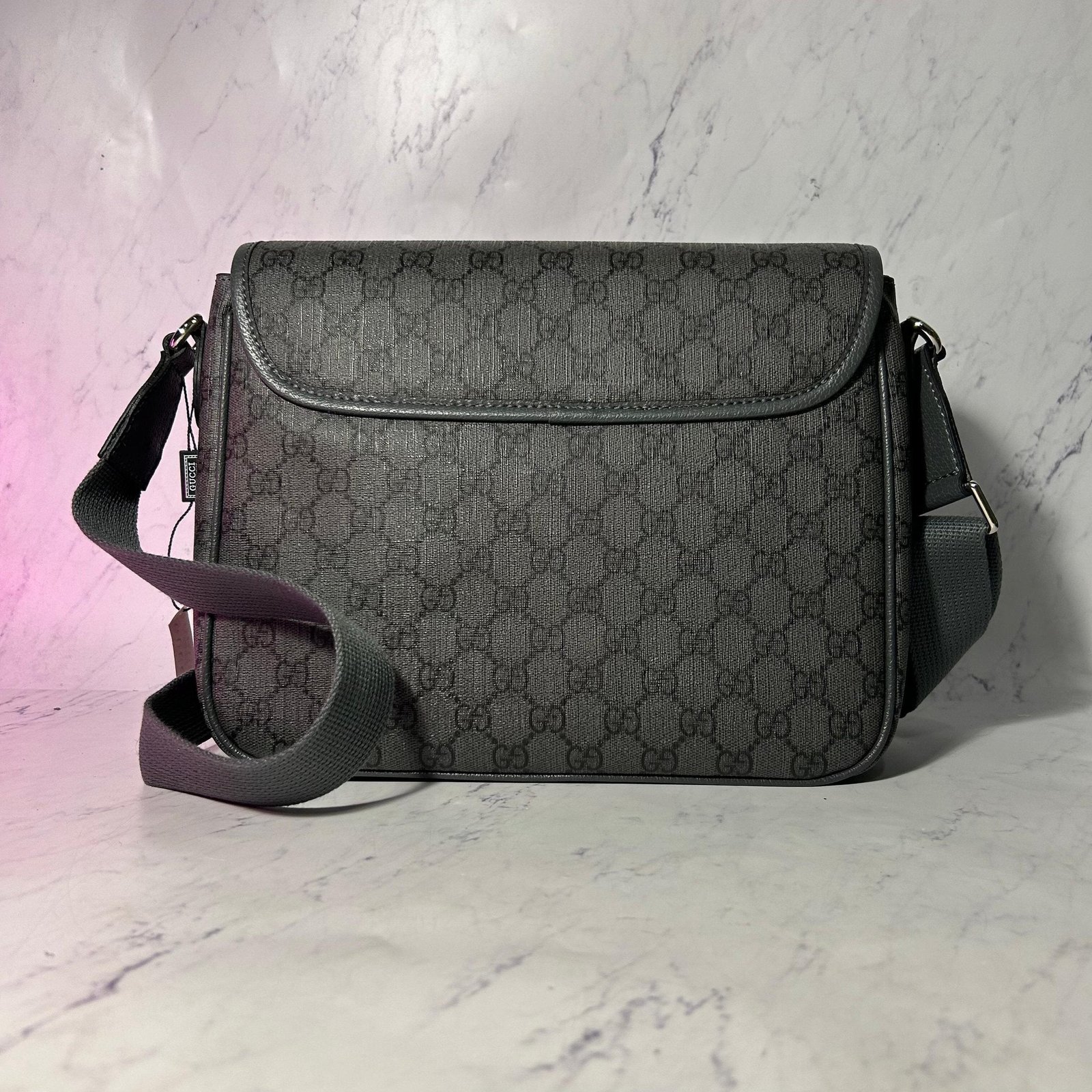 GUCCI MONOGRAM PATTERN MESSENGER BAG - Image 7