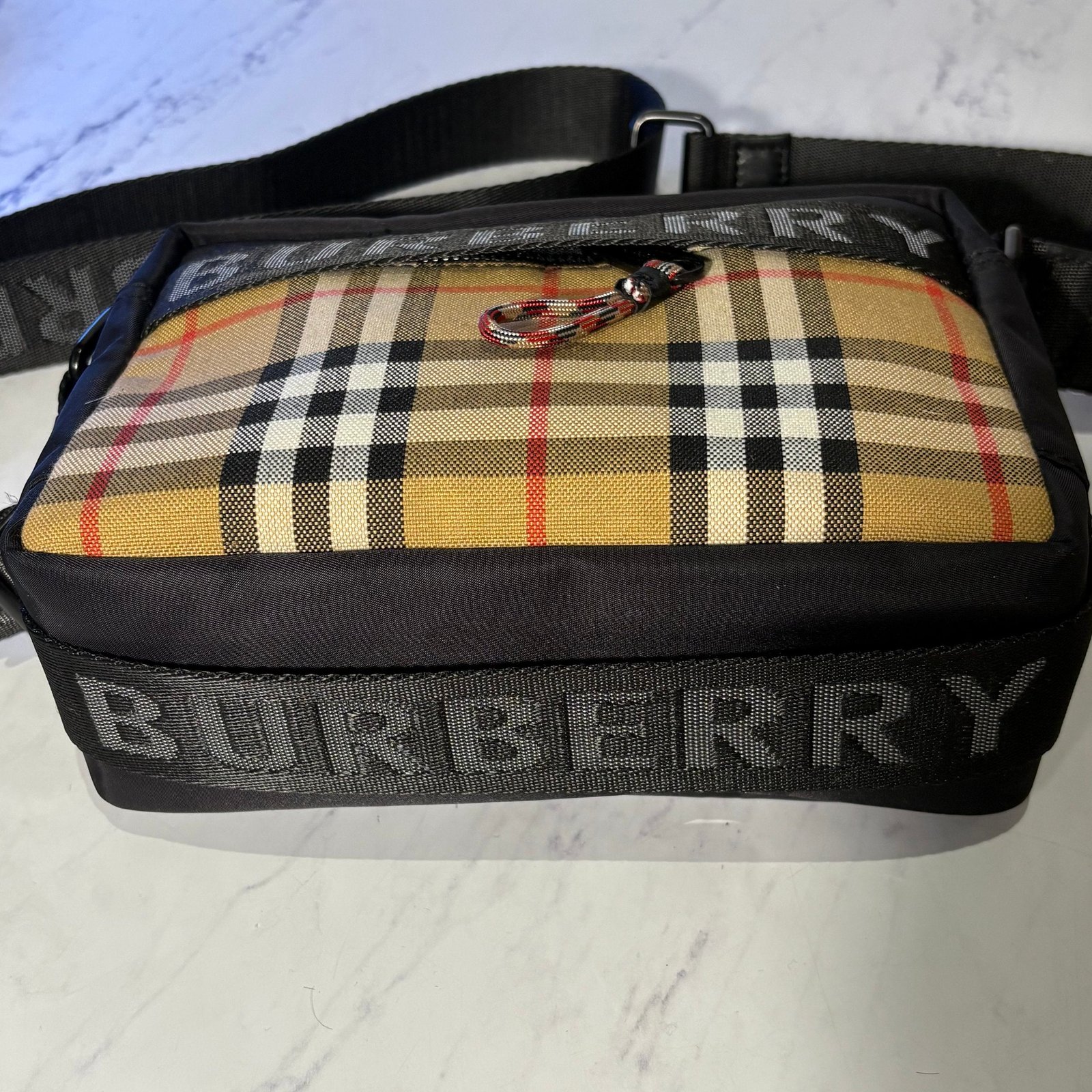 BURBERRY CROSSBODY BAG - Image 8