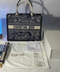 DIOR TOTE BAG JUNGLE