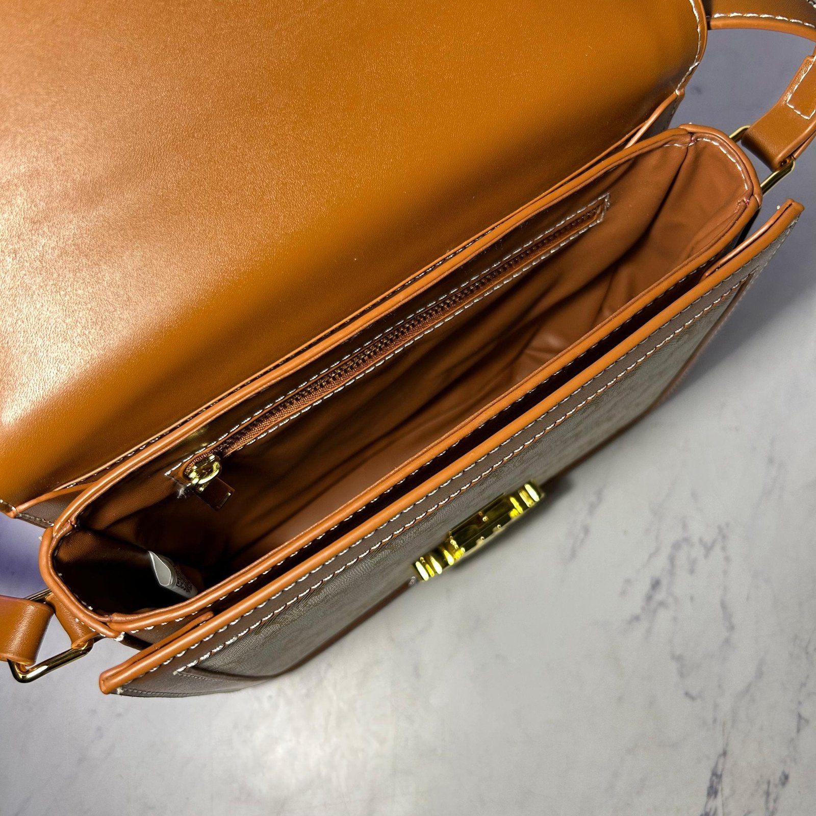 CELINE TEEN TRIOMPHE HANDBAG - Image 7