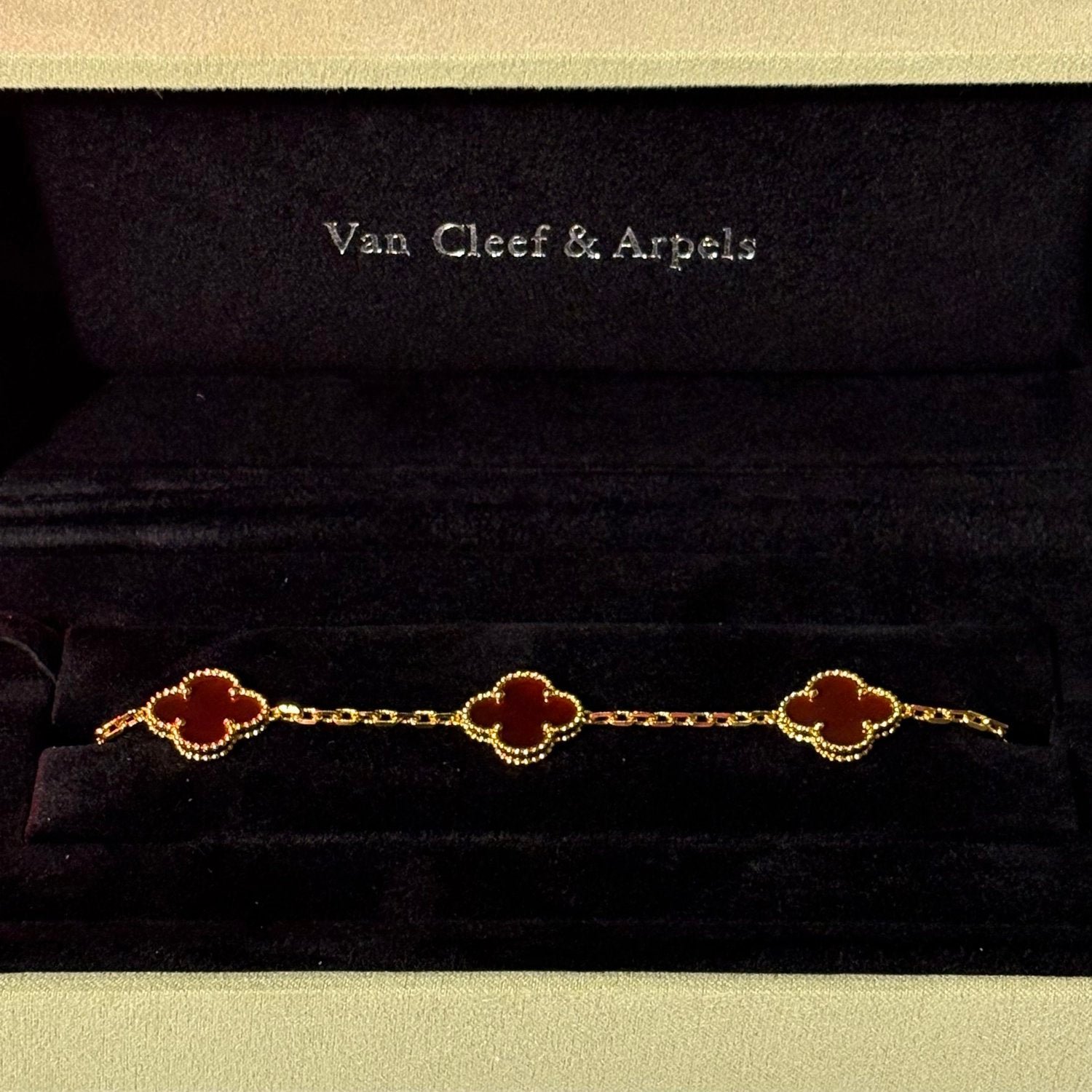 VAN CLEEF ALHAMBRA BRACELETS (16 COLOURS) - Image 10
