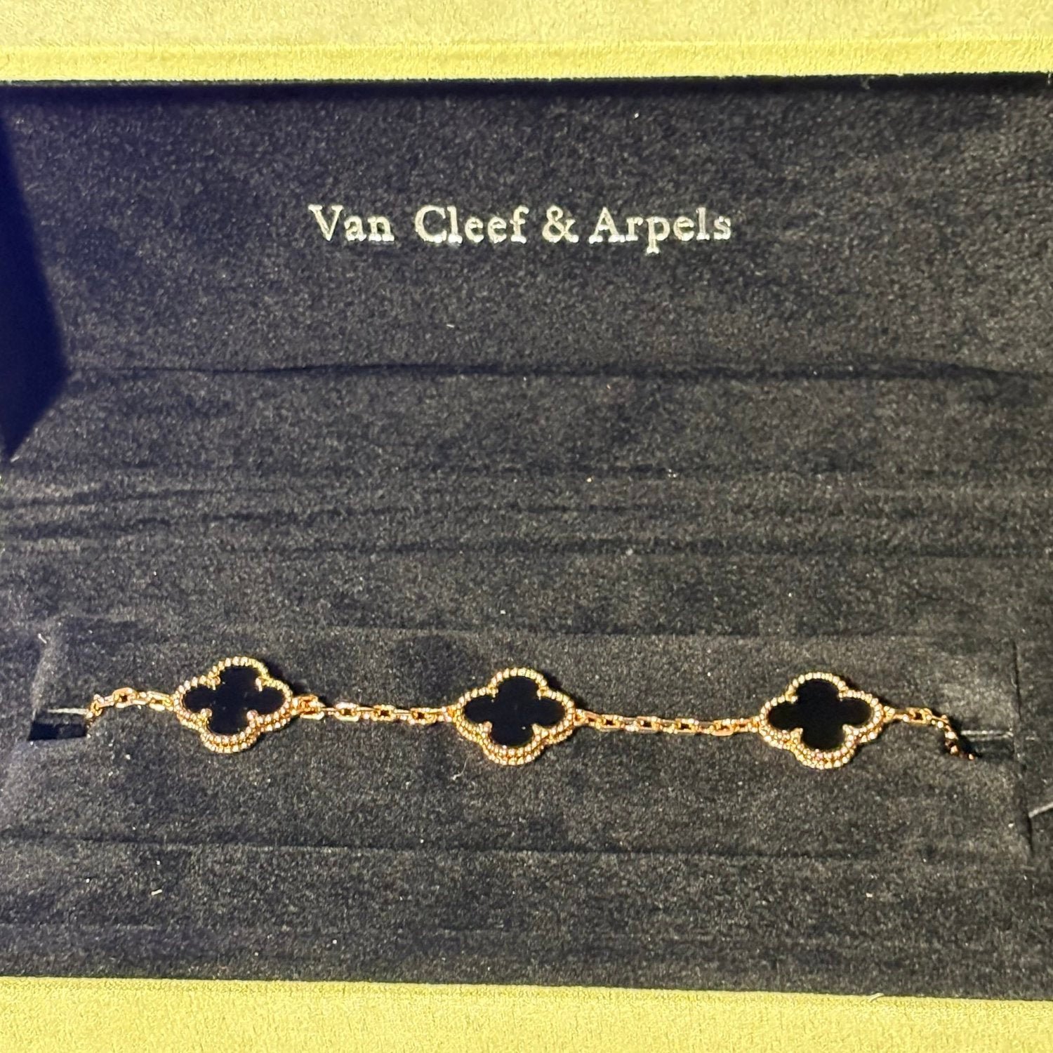 VAN CLEEF ALHAMBRA BRACELETS (16 COLOURS) - Image 43