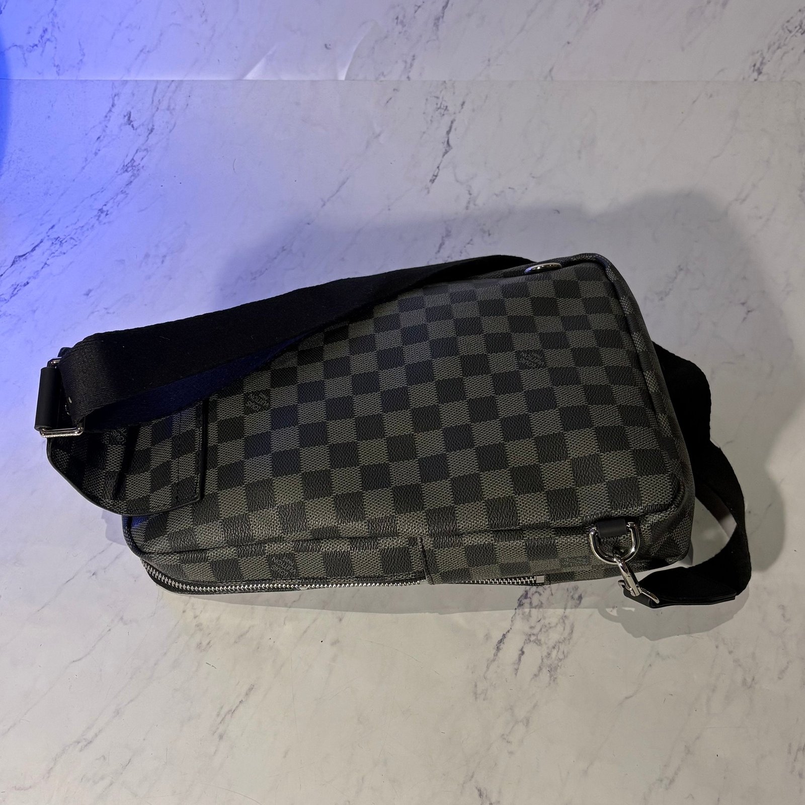 LV AVENUE SLING BAG - Image 6
