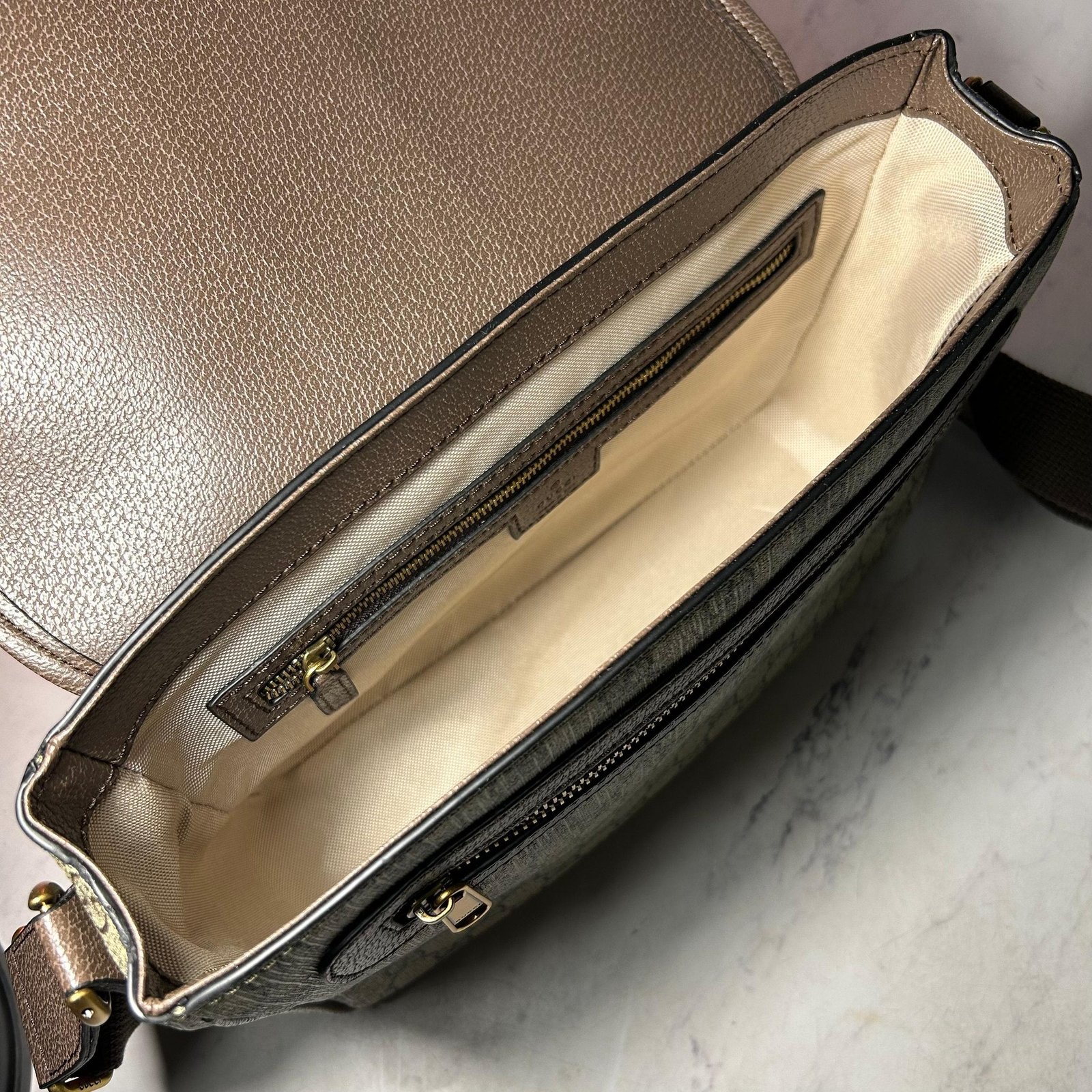 GUCCI OPHIDIA MEDIUM MESSENGER BAG - Image 8