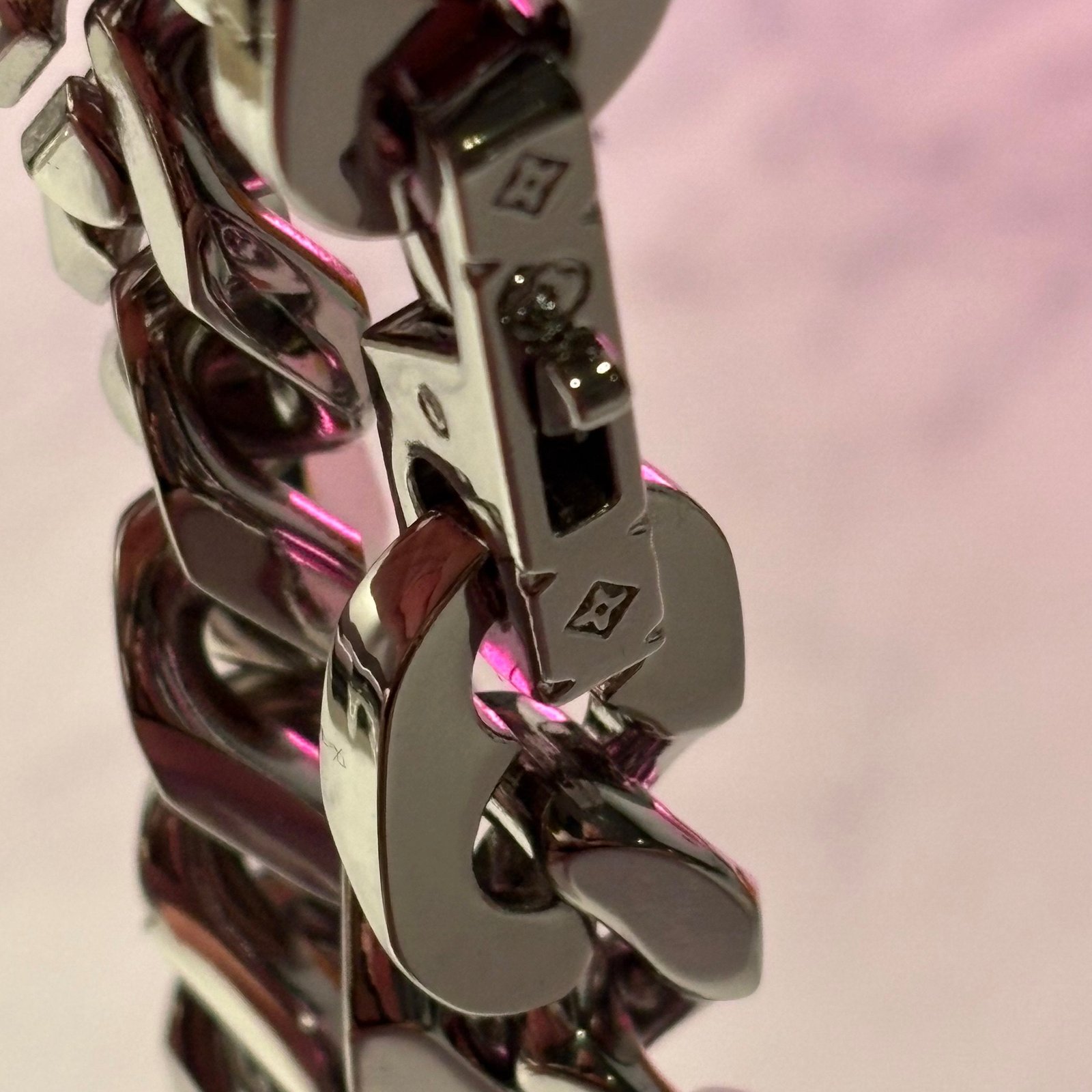 LV BRACELET CHAIN LINKS - Image 8