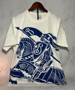 Alternative view of BURBERRY EQUESTRIAN KNIGHT T-SHIRT (SIZE S-XL)