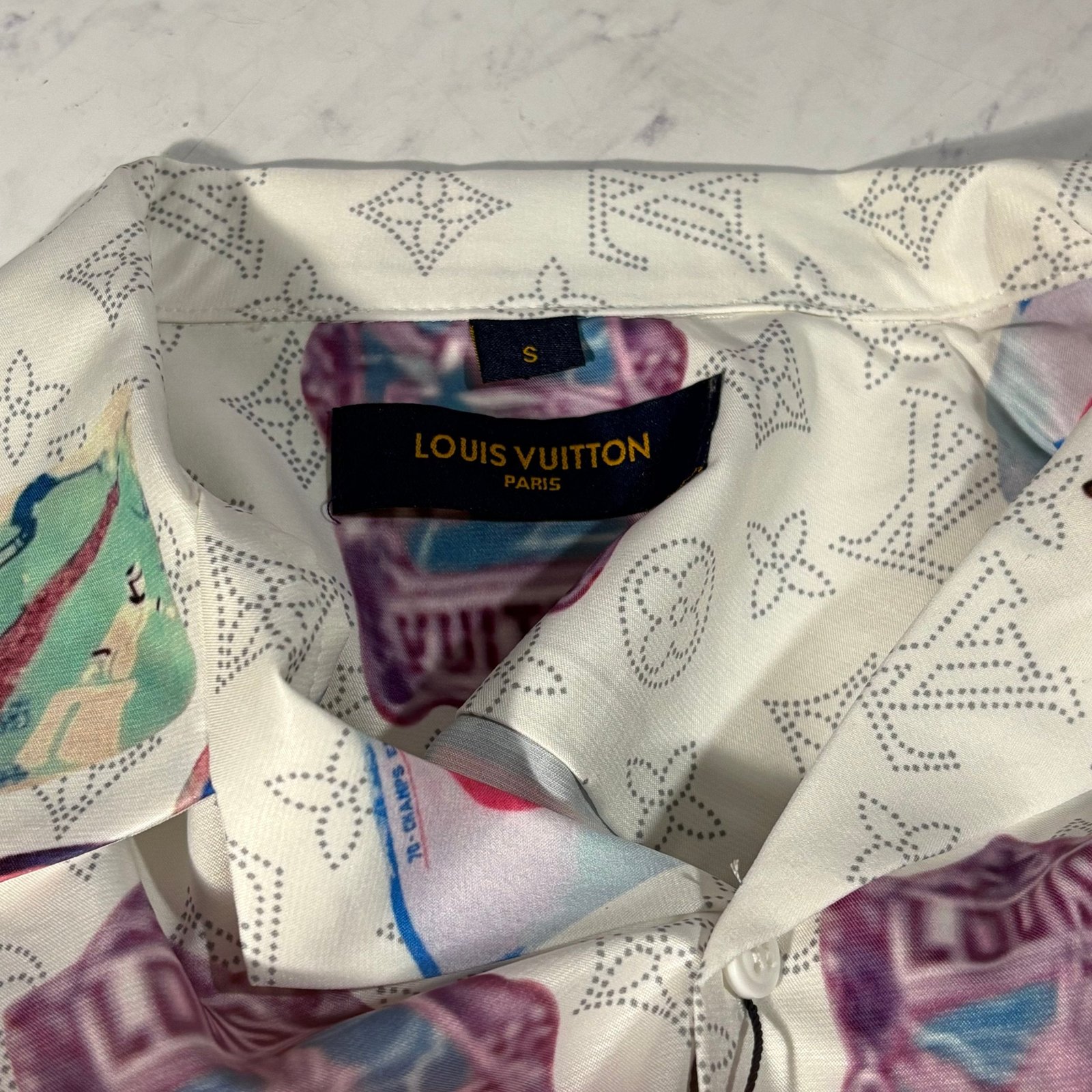 LV MAHINA PATCH SHIRT (SIZE XS-L) - Image 4