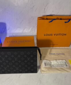 LV POUCH