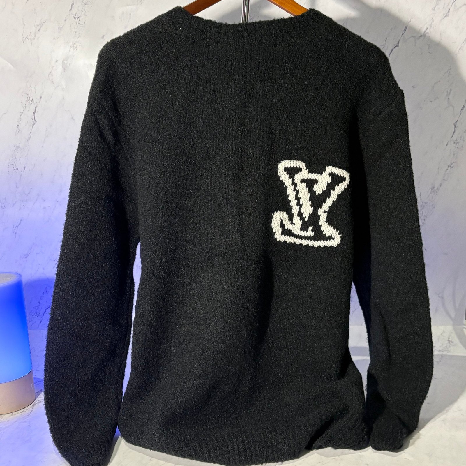 LV LOGO SWEATER (SIZE XS-XL) - Image 7