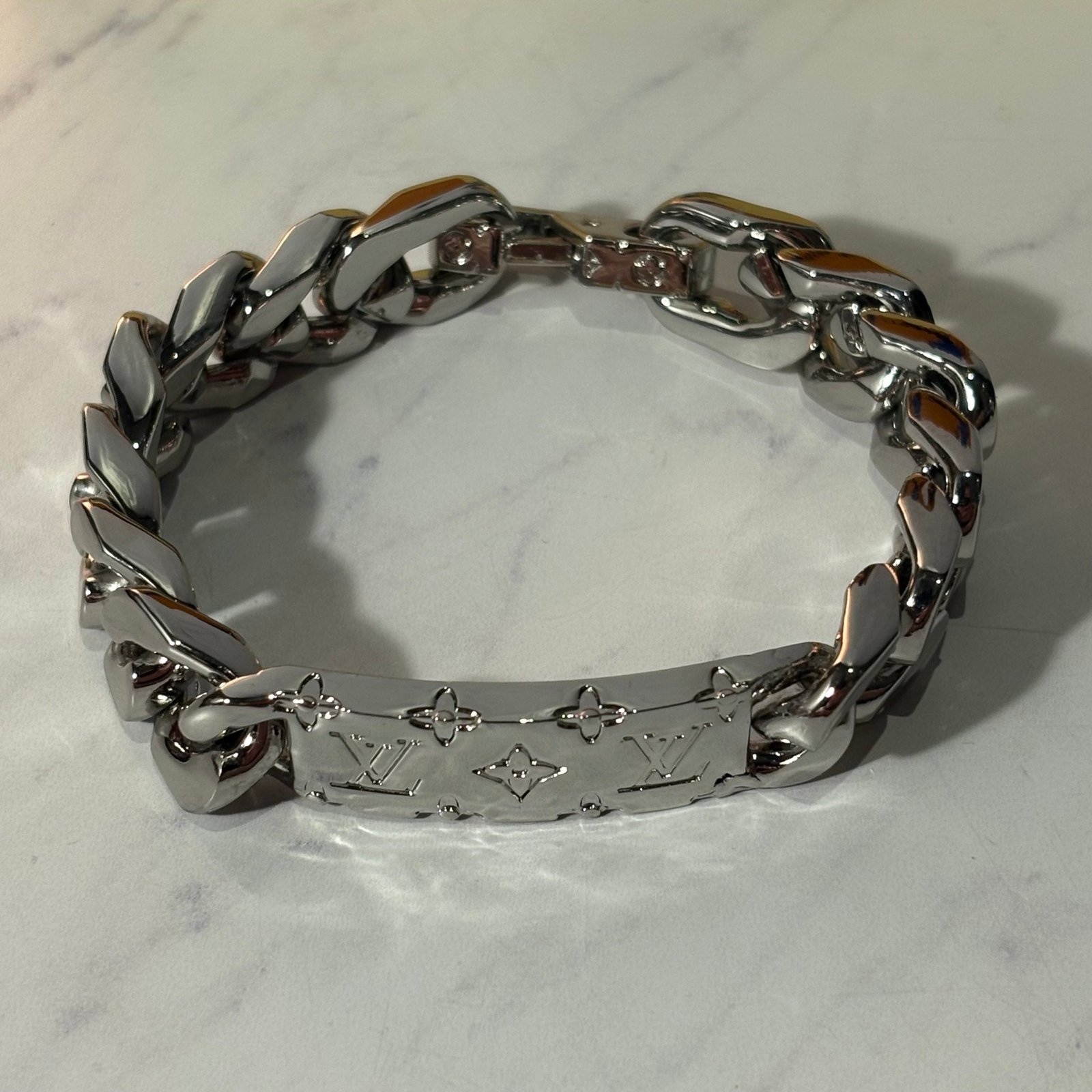 LV BRACELET CHAIN MONOGRAM - Image 4