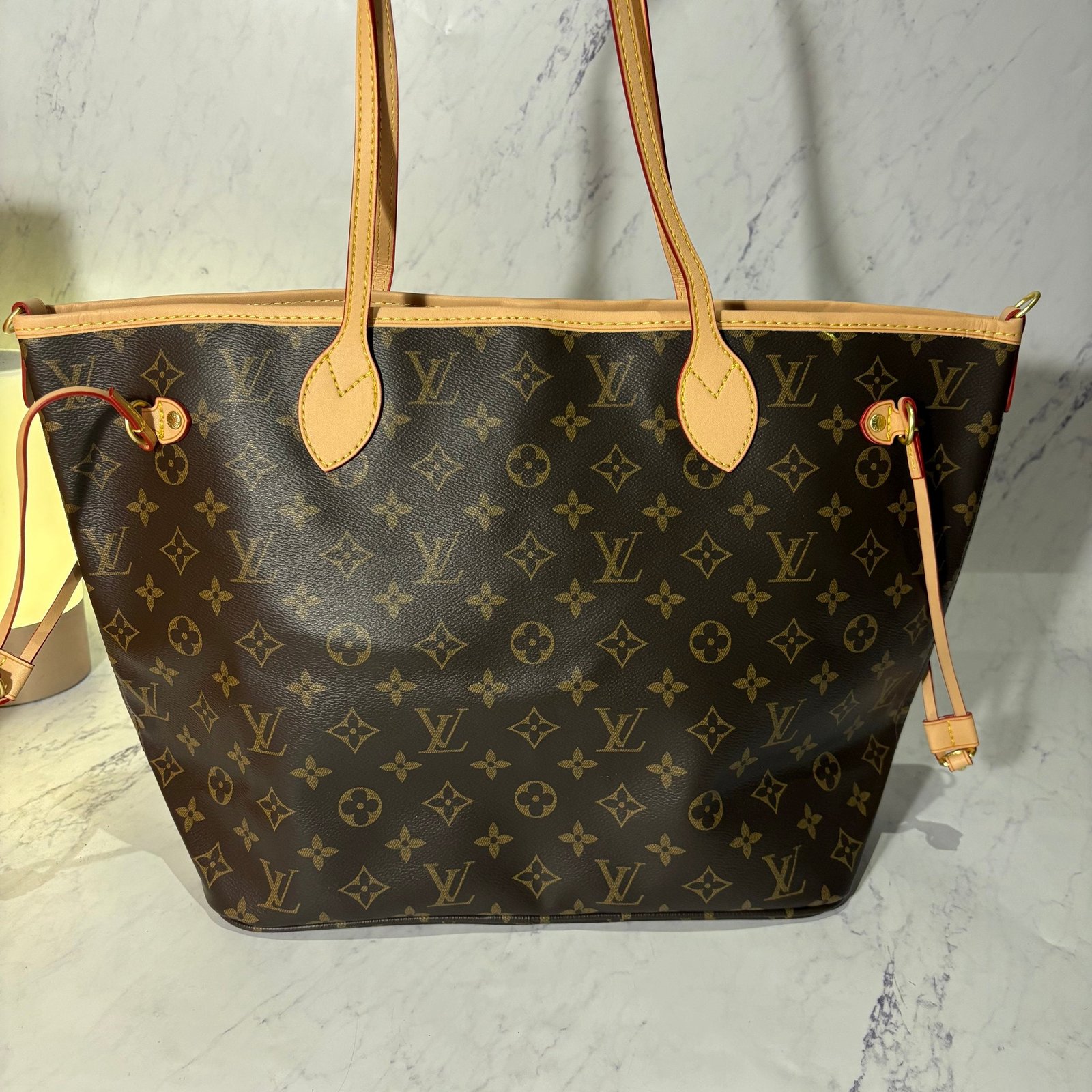 LV TOTE BAG INSIDE OUT - Image 7