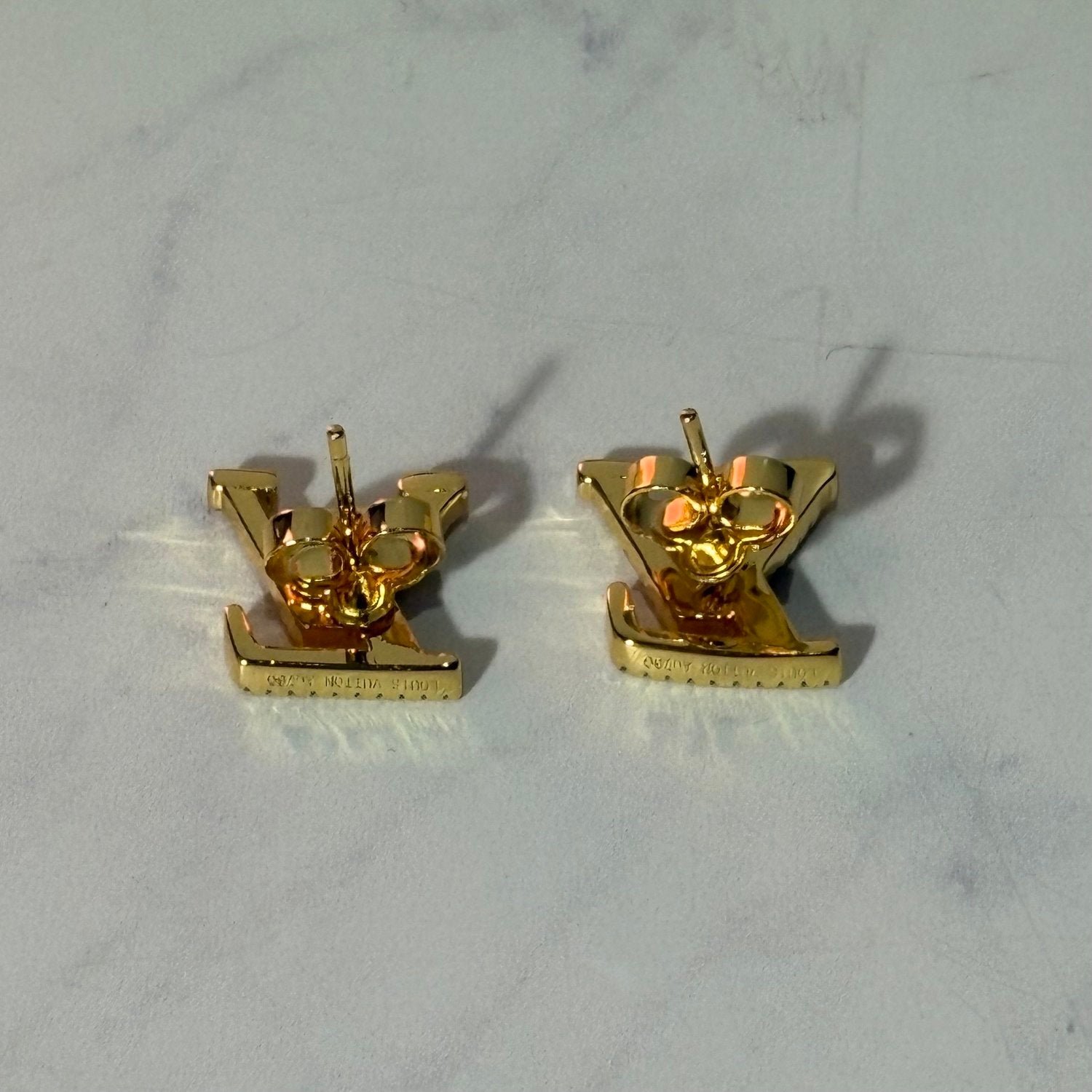 LV ICONIC DIAMOND EARRINGS (2 COLOURS) - Image 2