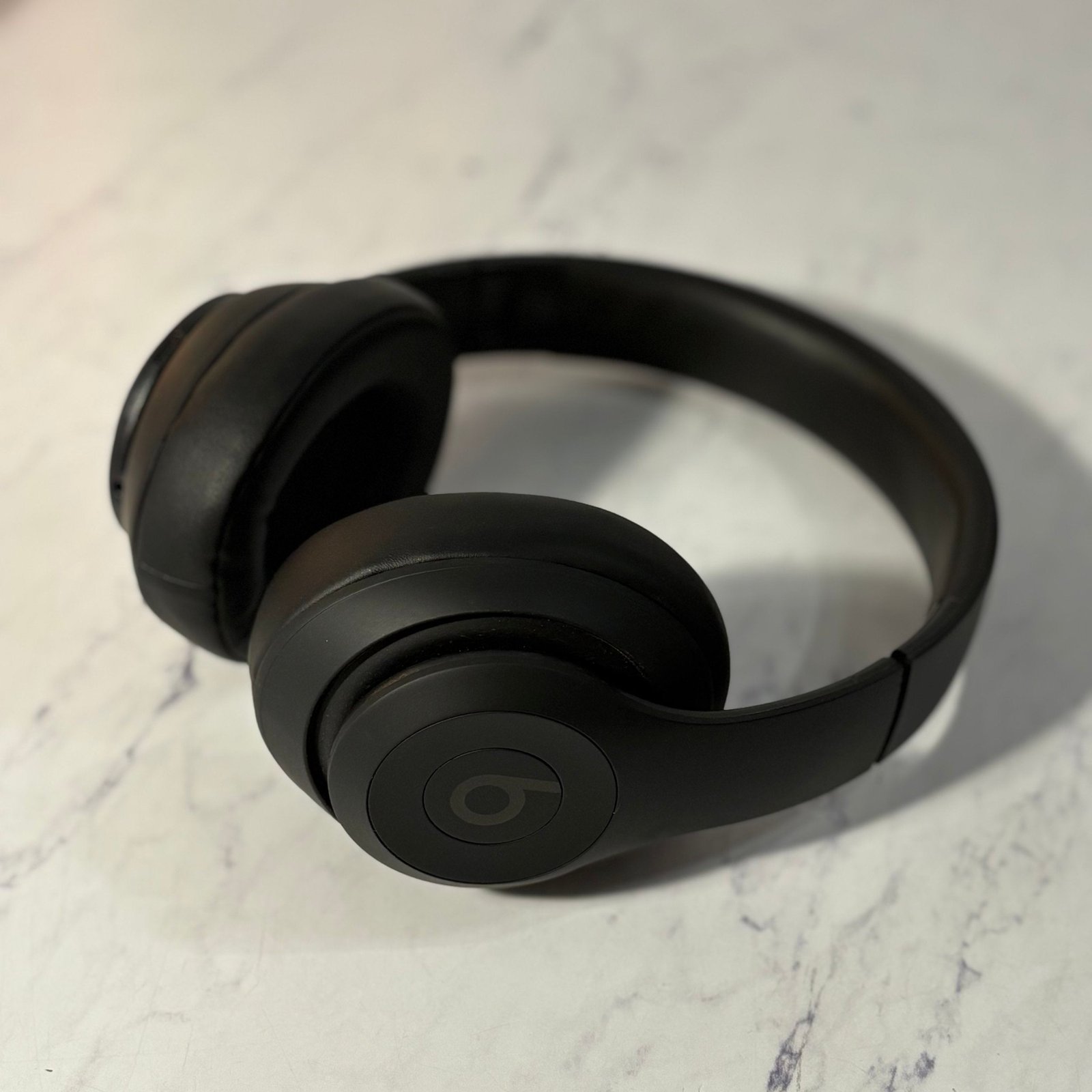 BEATS STUDIO PRO WIRELESS HEADPHONES - Image 4