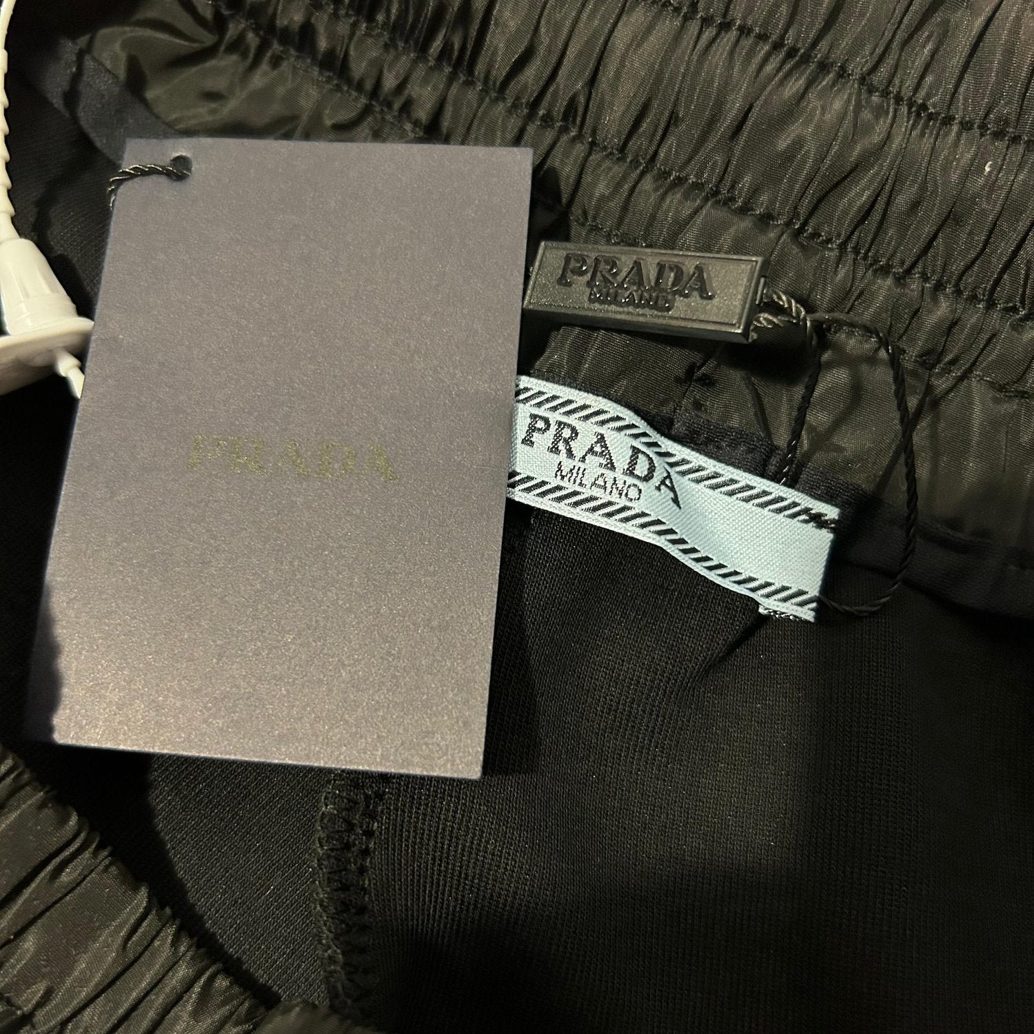 PRADA RE-NYLON SHORTS (SIZE S-XL) - Image 4