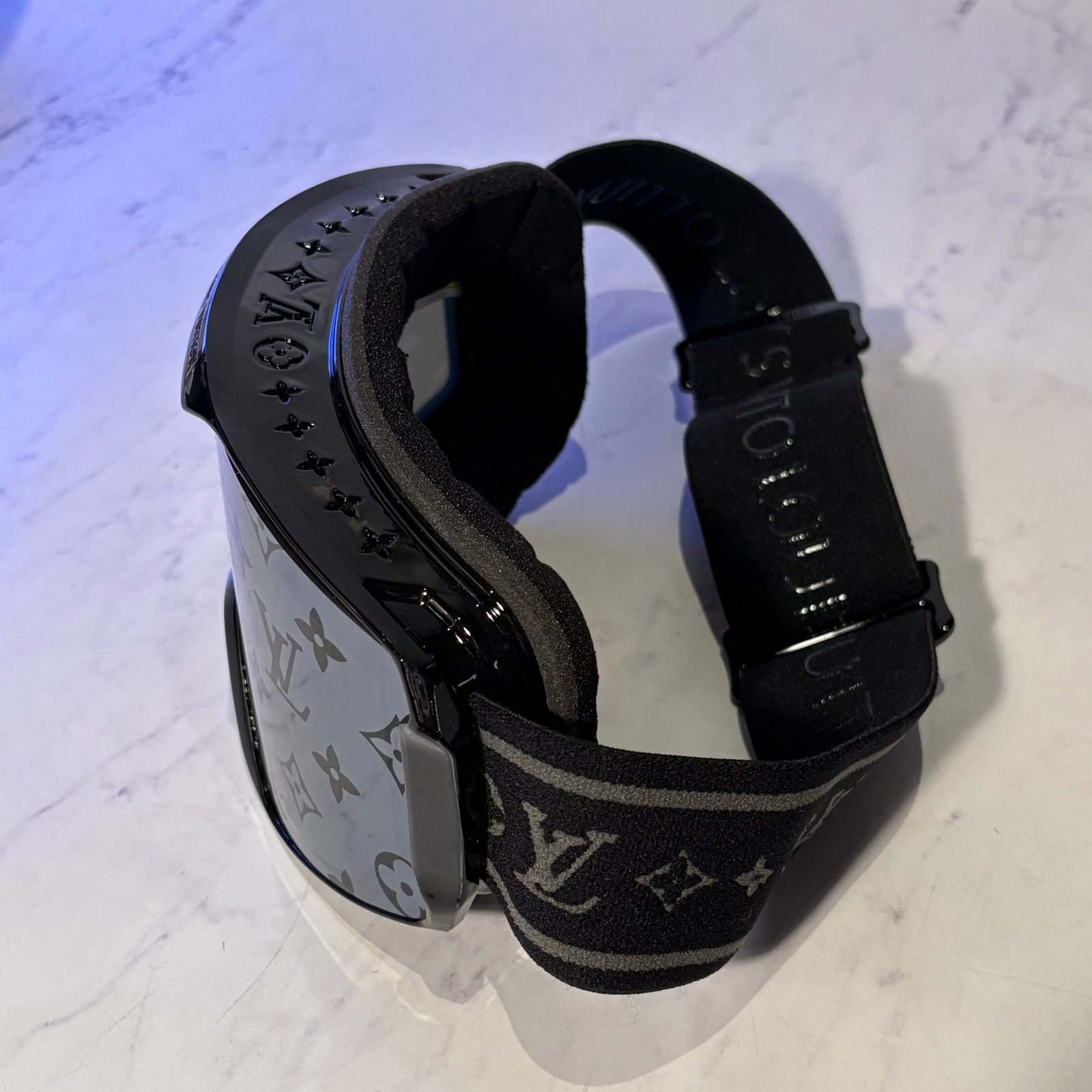 LV SKI GOGGLES - Image 6