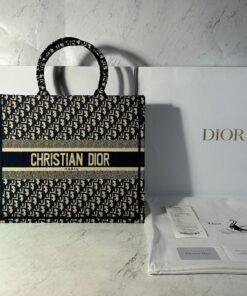 DIOR OBLIQUE TOTE BAG
