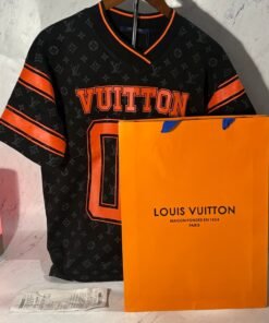 LV JERSEY T-SHIRT (SIZE S-XL)