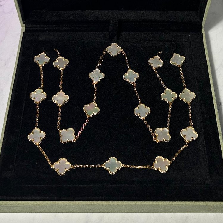 VAN CLEEF 20 MOTIFS NECKLACE (6 COLOURS) - Image 16